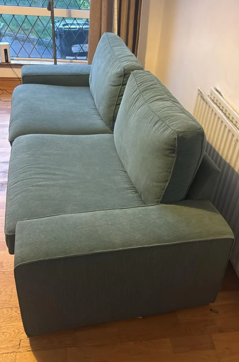 4 seater Sofa - Image 1