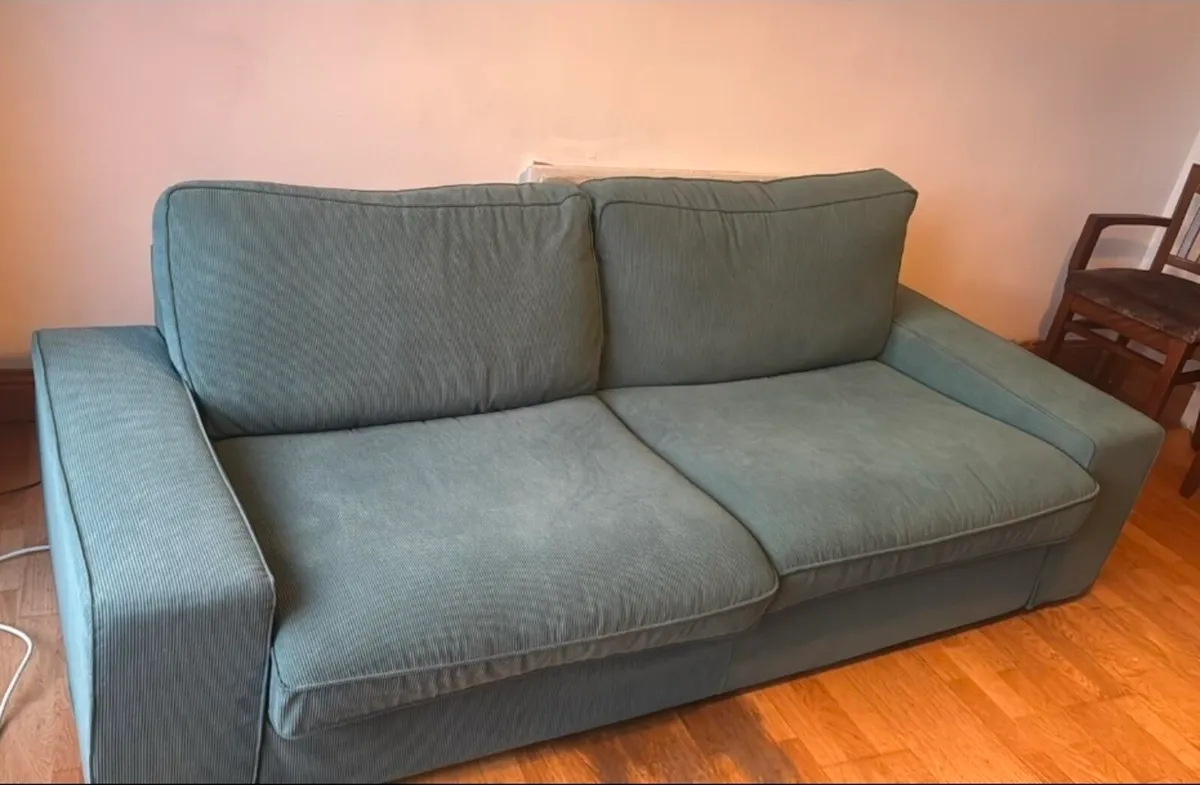 4 seater Sofa - Image 2