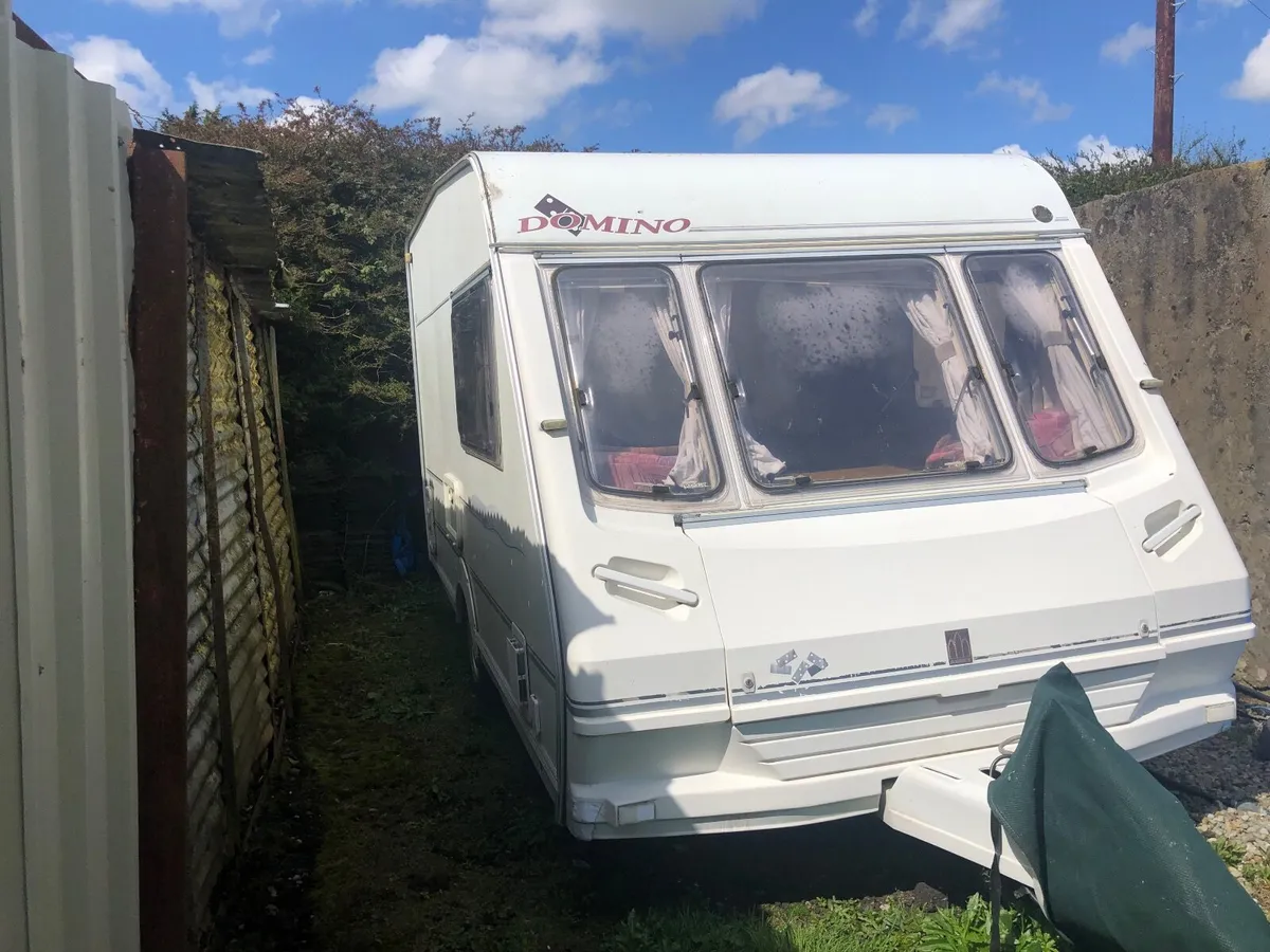 Lightweight Abbey Domino Caravan - Image 1