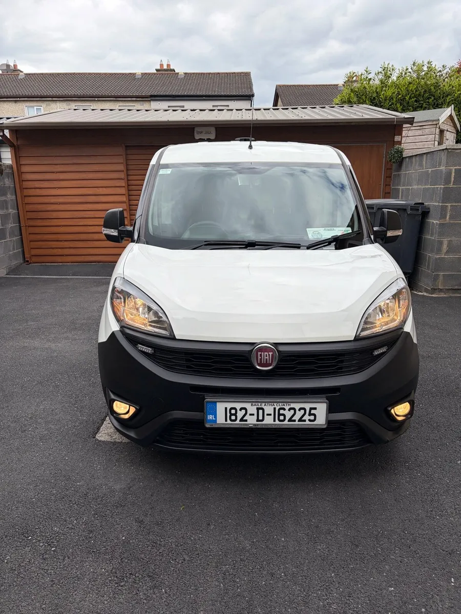 2018 FIAT  DOBLO , LOW MILEAGE & CVRT 12/26 - Image 2