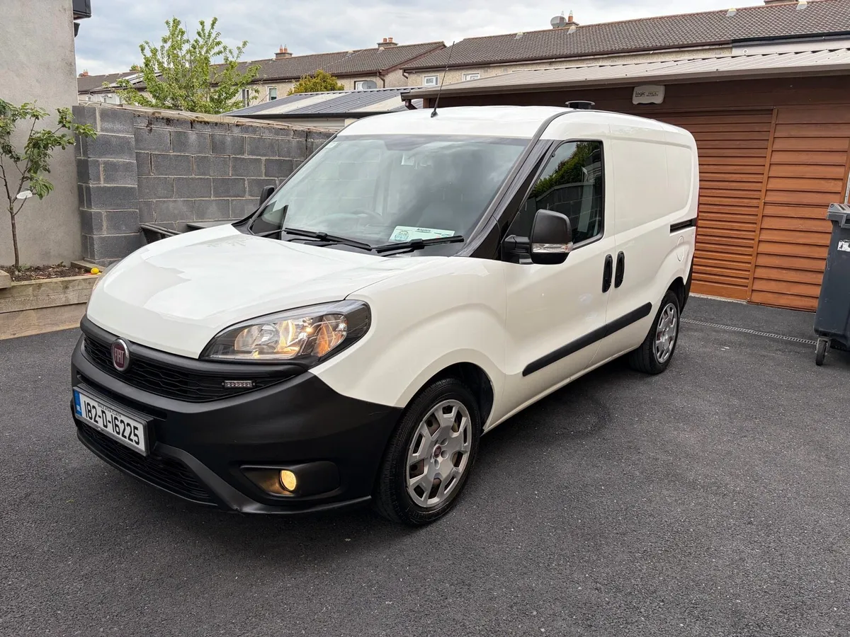 2018 FIAT  DOBLO , LOW MILEAGE & CVRT 12/26 - Image 1