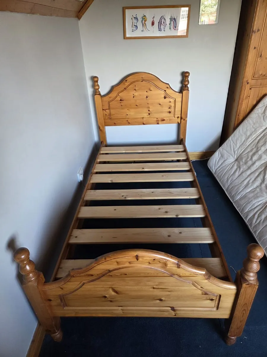 Bed - Image 1