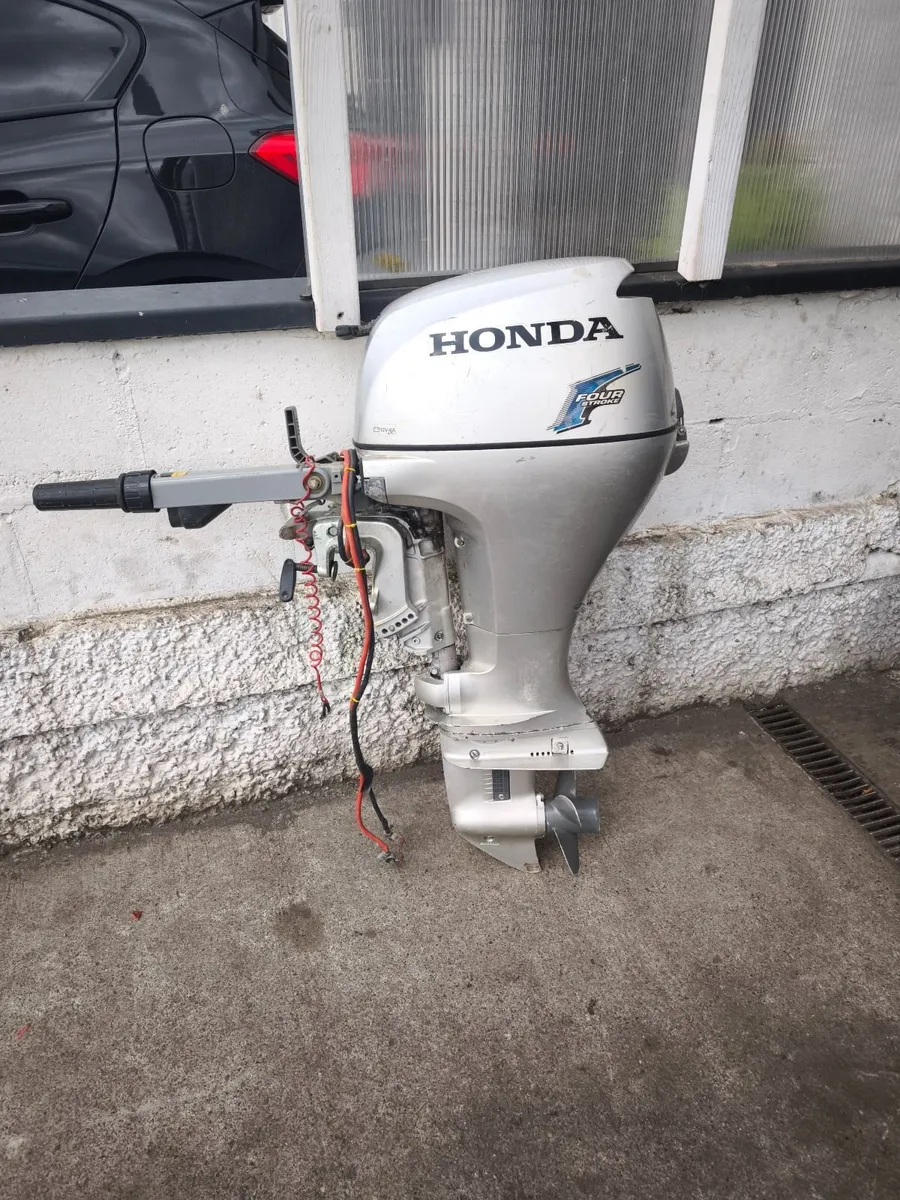 Honda outboat engine 20hp - Image 3