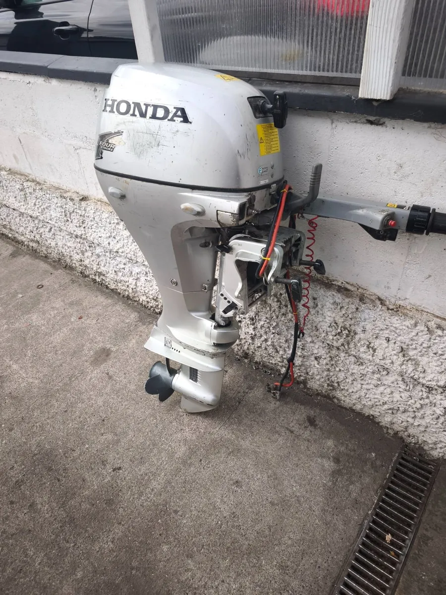 Honda outboat engine 20hp - Image 4