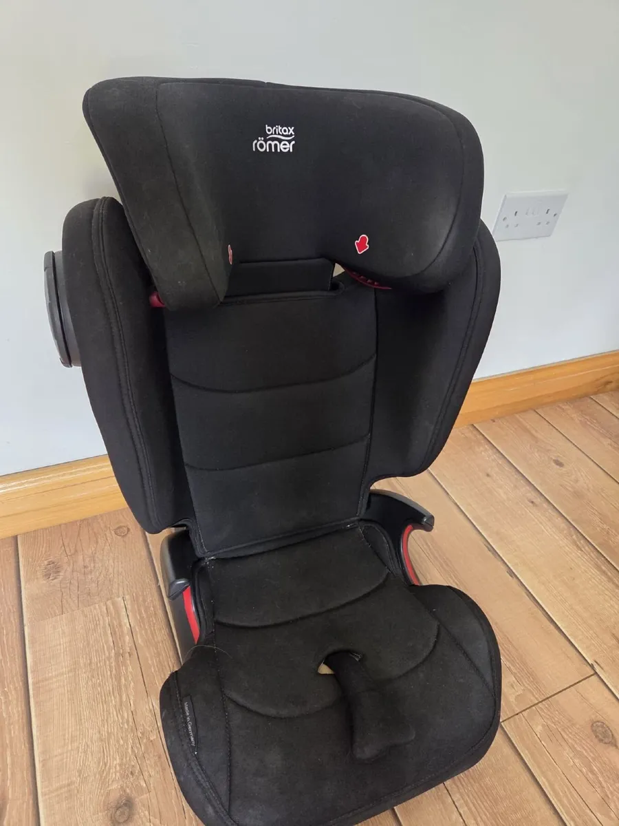 KidFix III M Britax Romer Booster Seat - Image 1