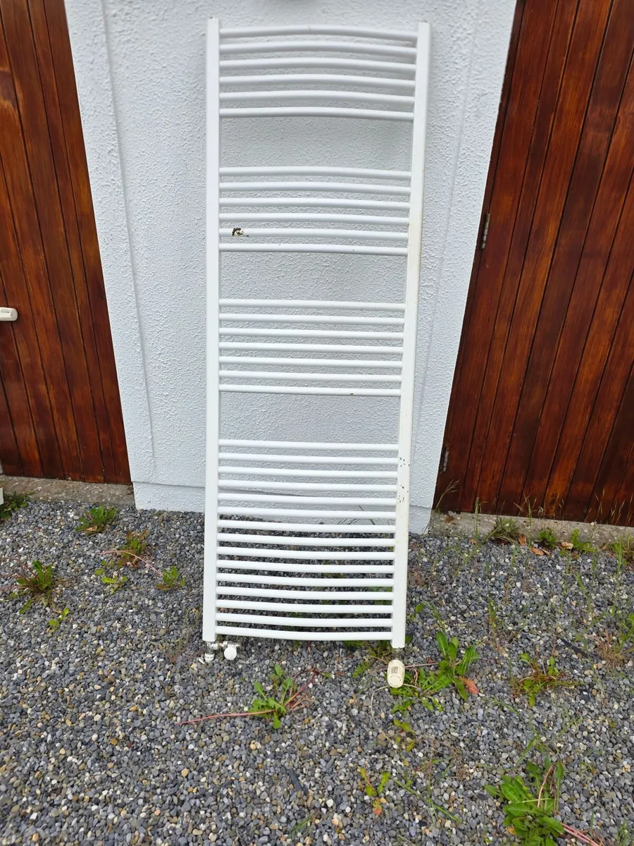 Salamander Pump and Towel Rails - Image 2