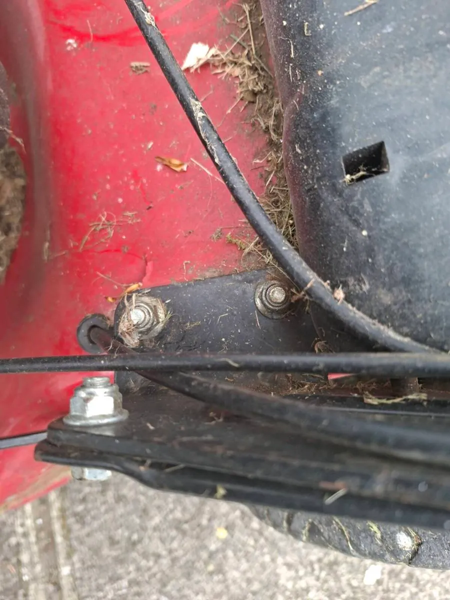 lawnmower  self-drive - Image 4
