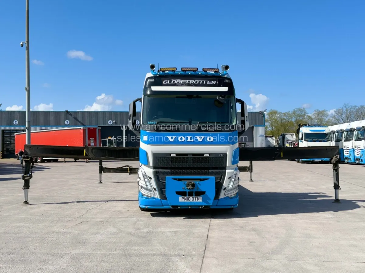 2024 VOLVO FH 540 GLOBETROTTER CRANE MOUNTED - Image 3