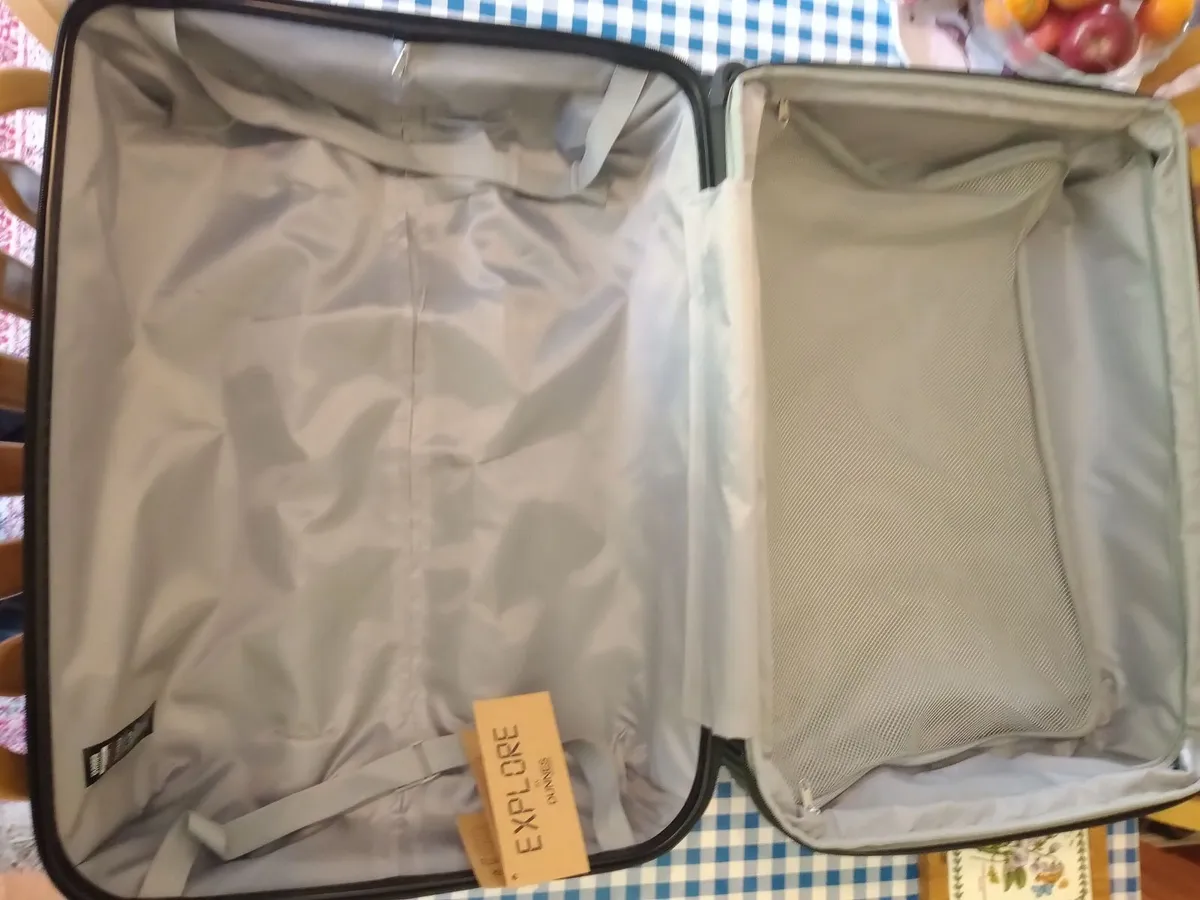 Luggage hard case 70 liters - Image 4