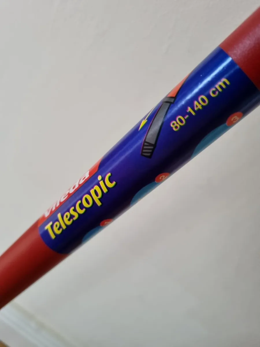 FREE Vileda mop handle with mop frame - Image 3
