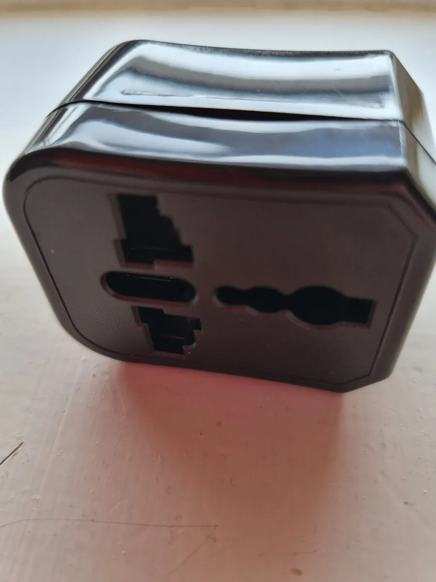 FREE UK/IRL to US and AU adapter - Image 1