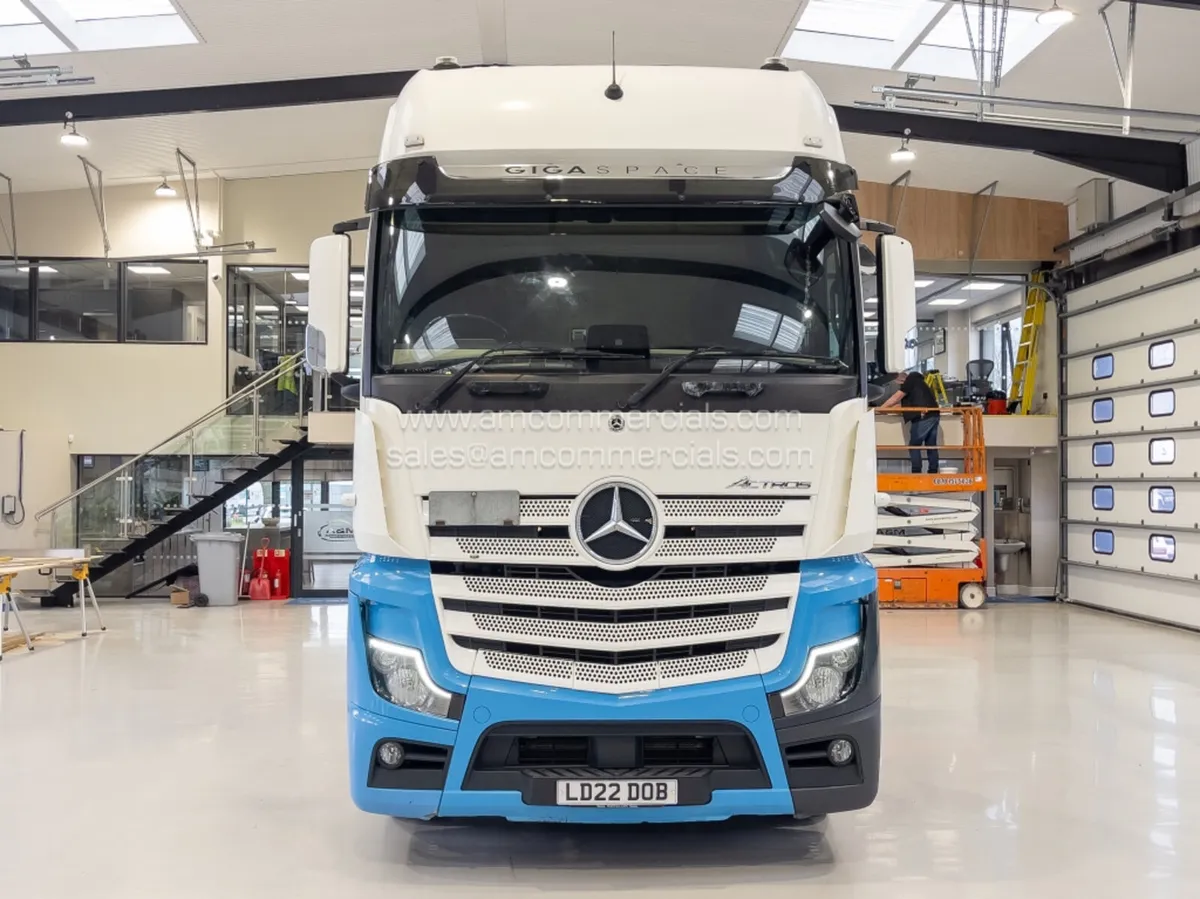 2022 MERCEDES-BENZ ACTROS 2458 GIGA SPACE - Image 2