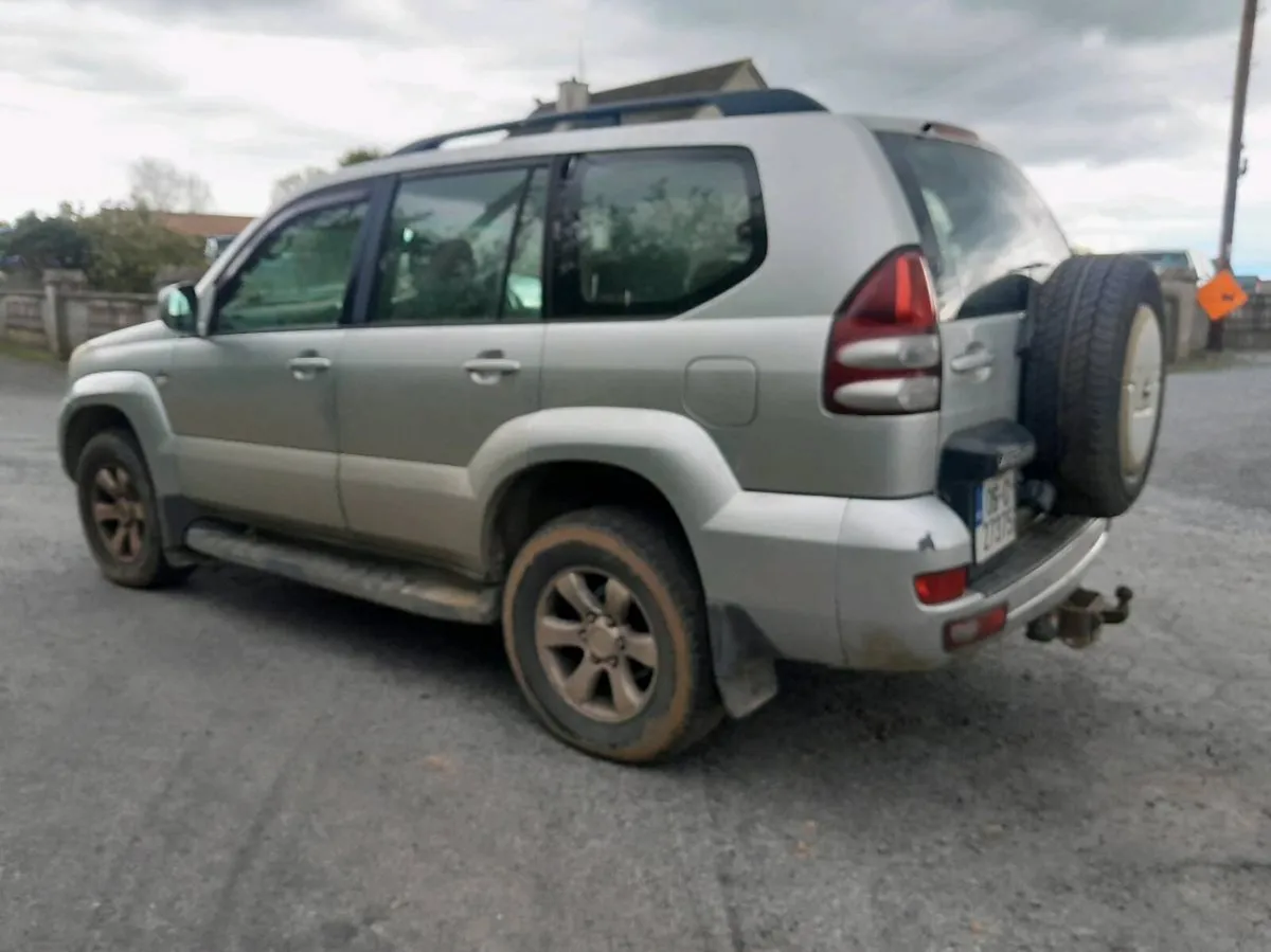 Toyota landcruiser crewcab - Image 4