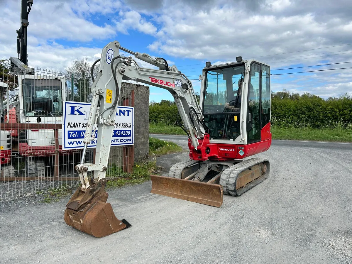Takeuchi TB230 Year 2021 - Image 1