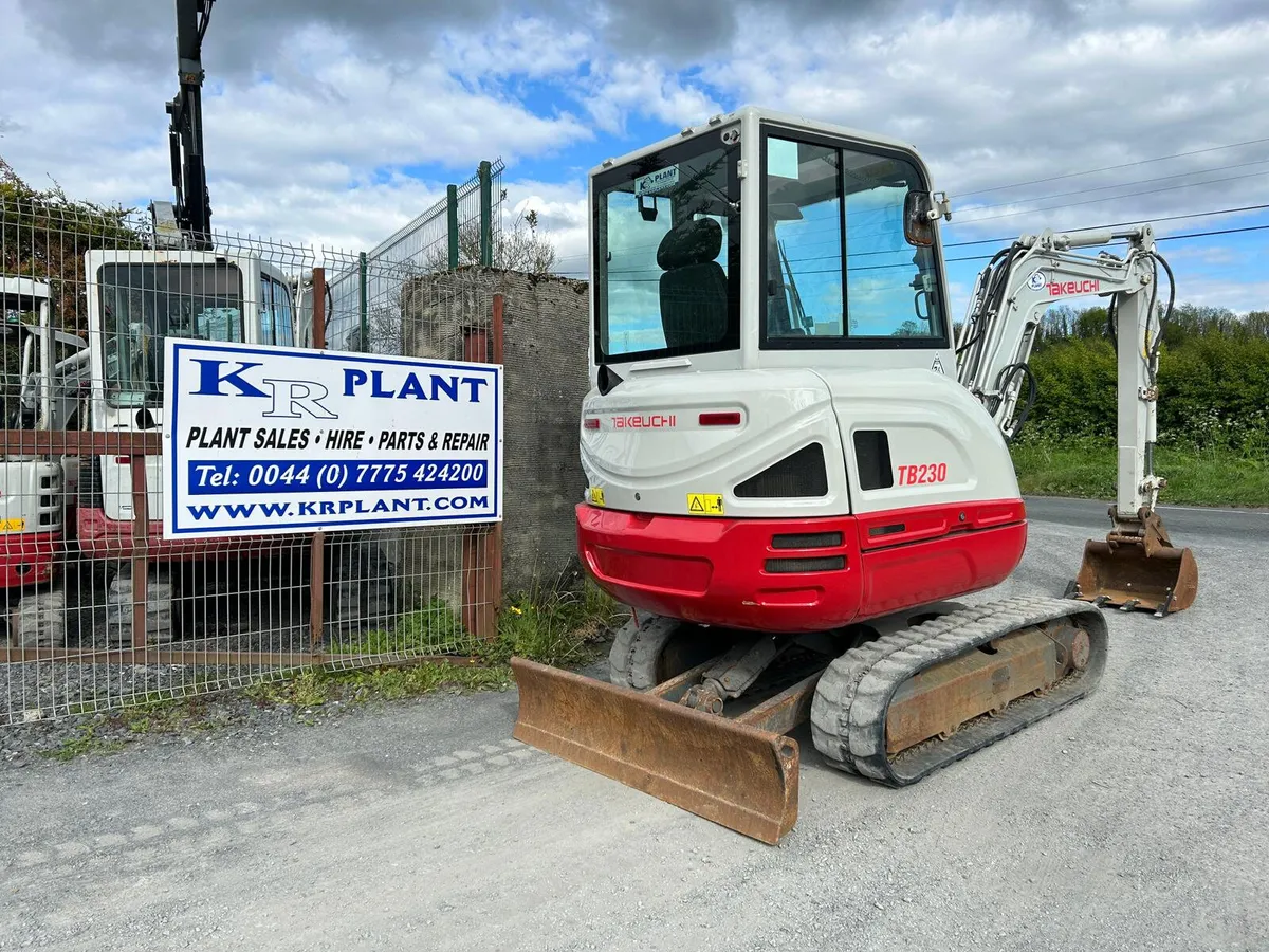Takeuchi TB230 Year 2021 - Image 3