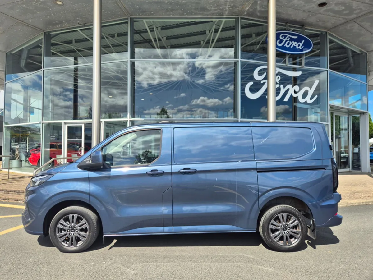 Ford Transit Custom LIMITED 2.0 136PS SWB - Image 2