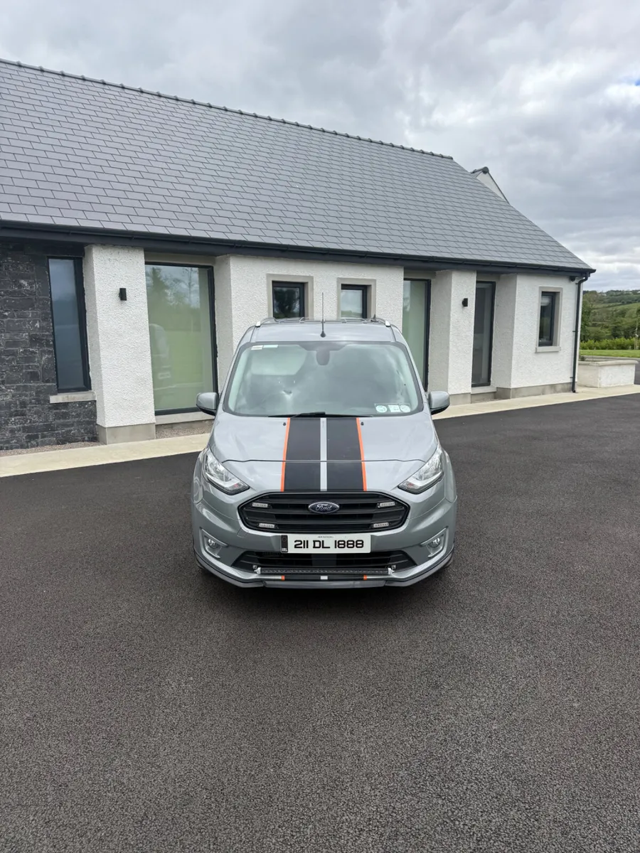 211 Ford Transit Connect Sport - Image 2