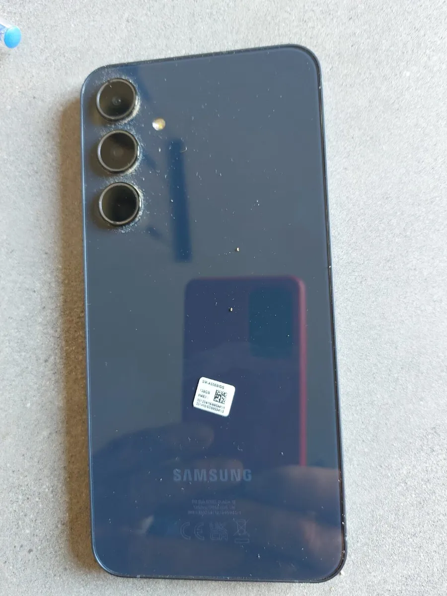 Samsung A55 - Image 2