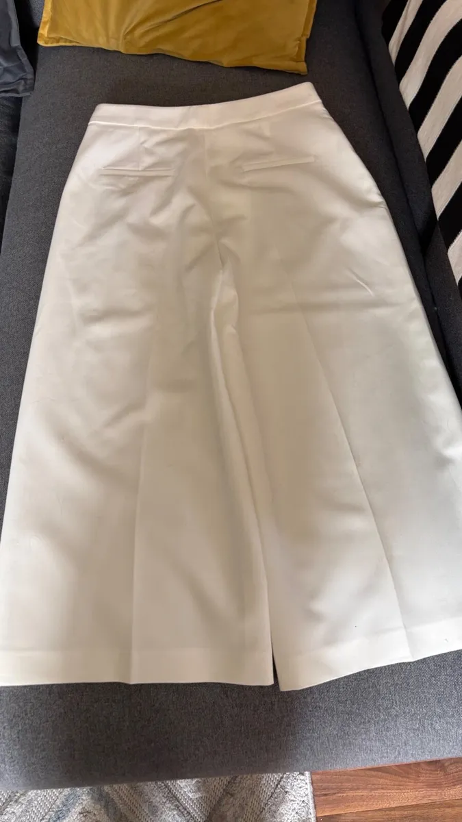 clothes - Image 1