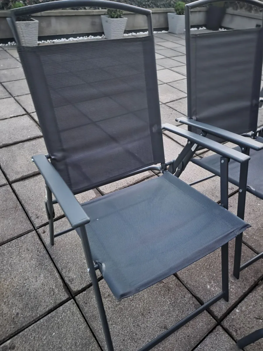 Garden furniture - Image 1