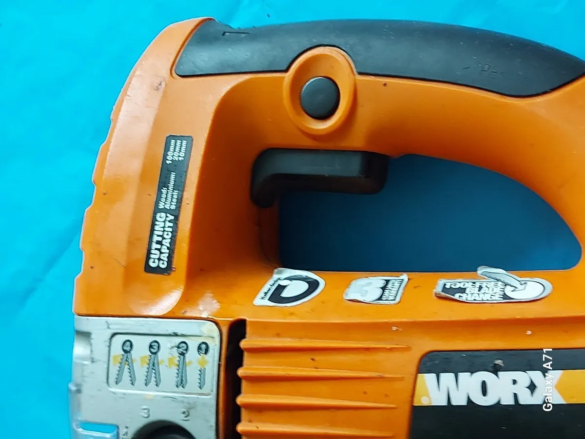 WORX WX851SL Jig Saw in Very Good Condition - Image 3