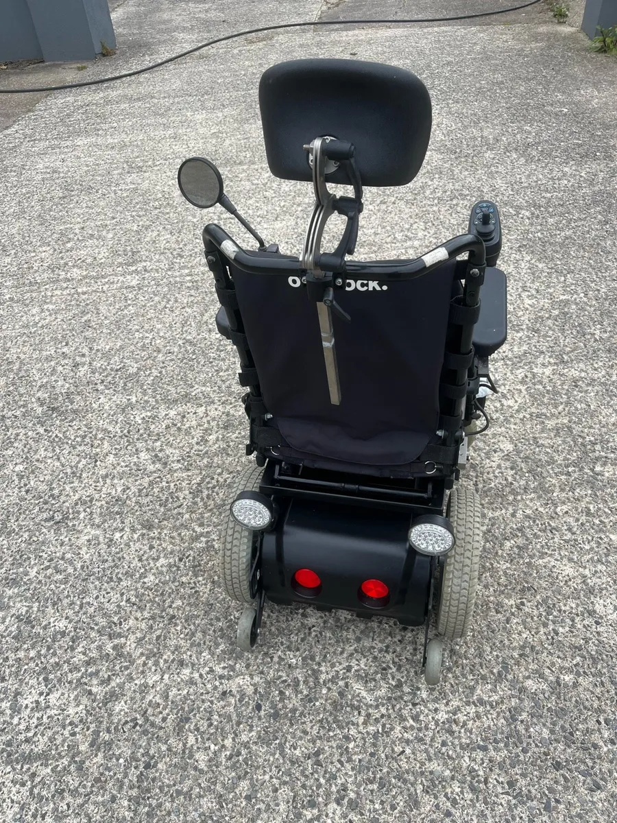 Electric wheelchair - Image 3