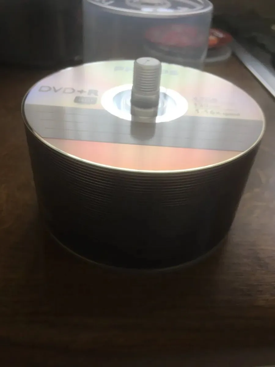NEW Set 40 Philips Blank DVDs (DVD+RW) On Spindle - Image 1