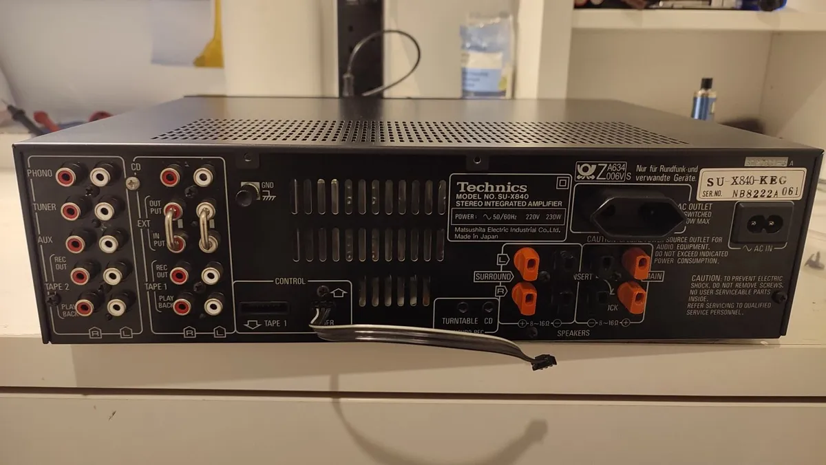 Midi TECHNICS SU-X840 amplifier + Tuner. Remote! - Image 2