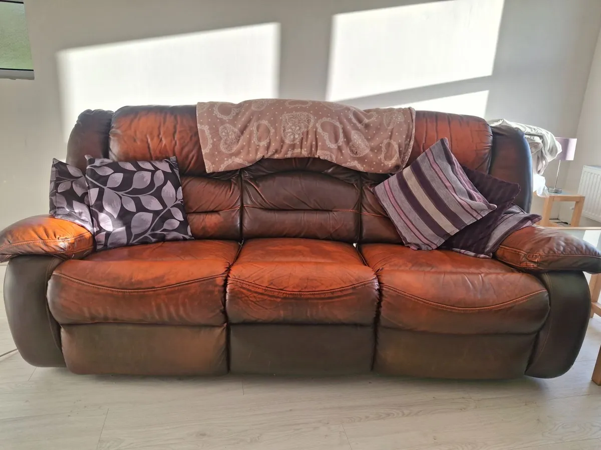 Recliner couch&chair - Image 1