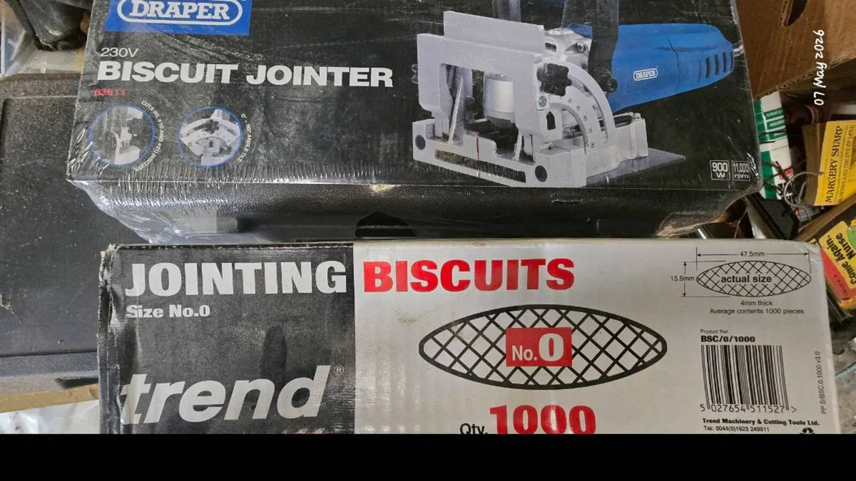 Draper 900W Biscuit Jointer & 1000 Trend Jointing - Image 2