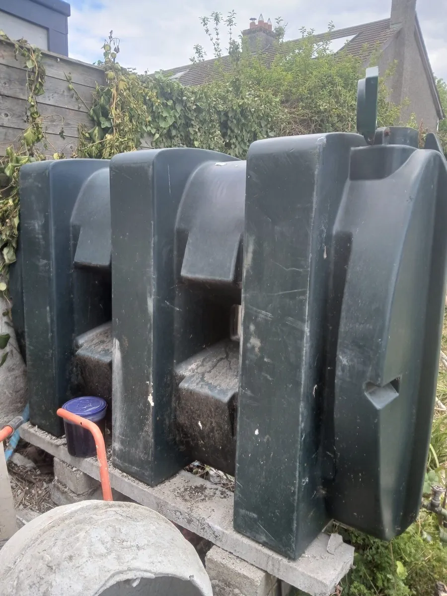 domestic heating oil tank - Image 1
