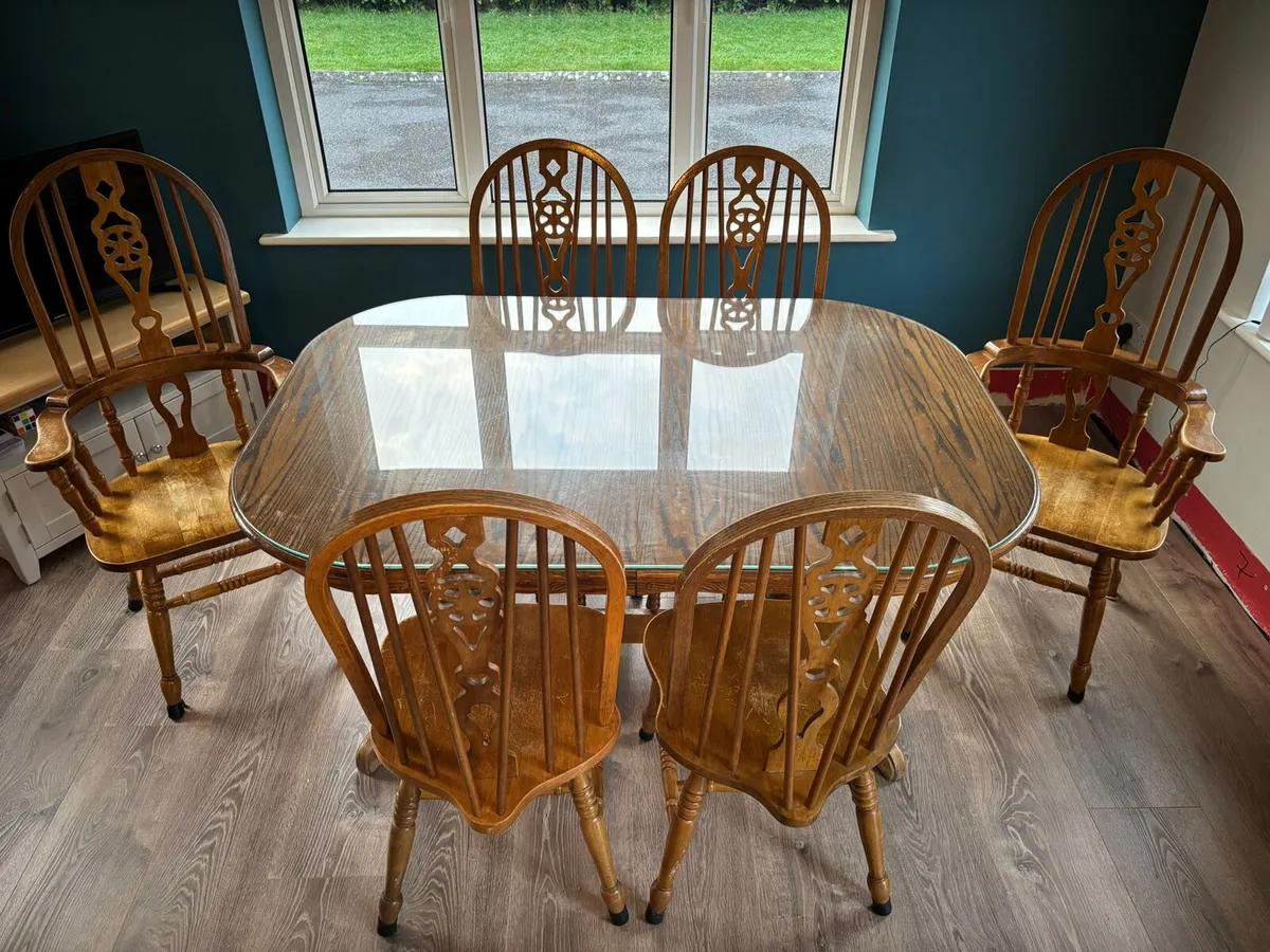 Table and Chairs - Image 1