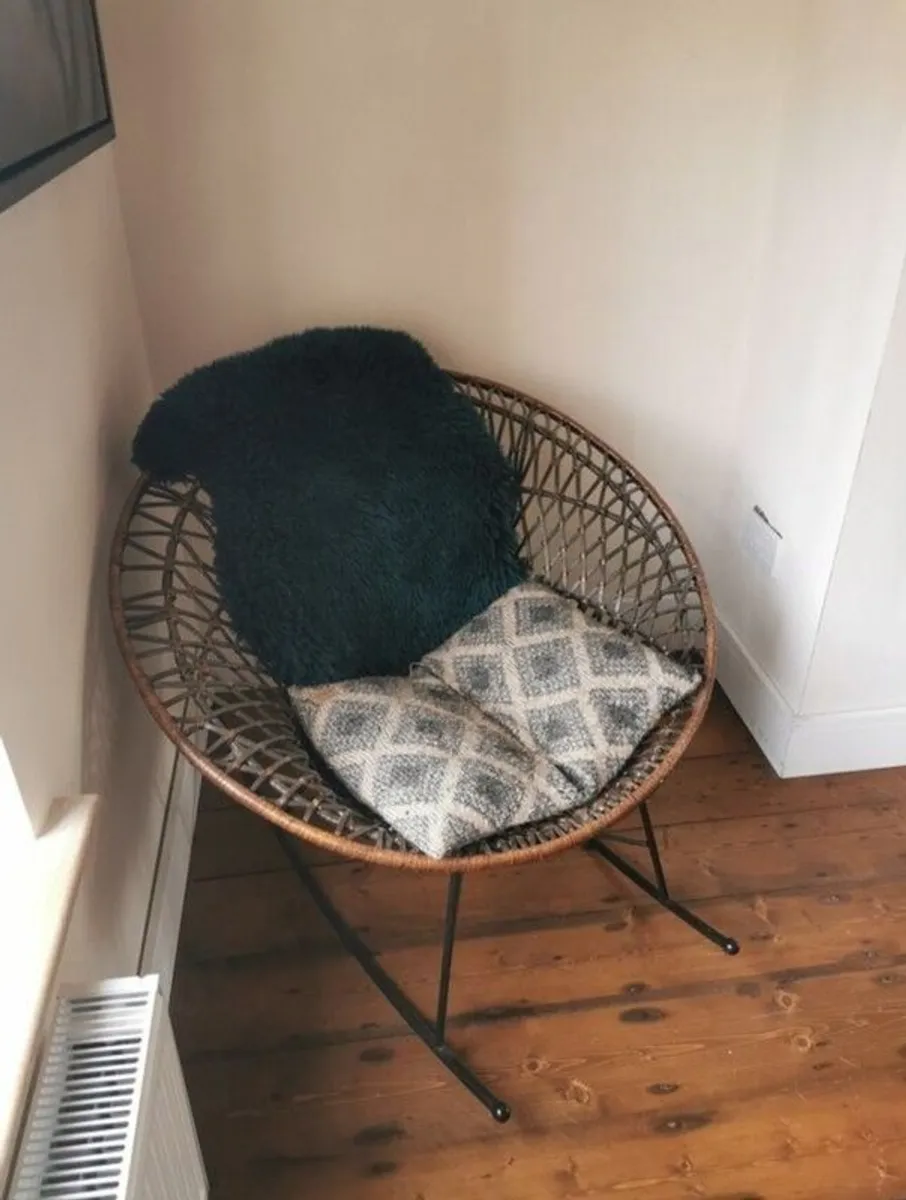 Rocking Chair - Image 4