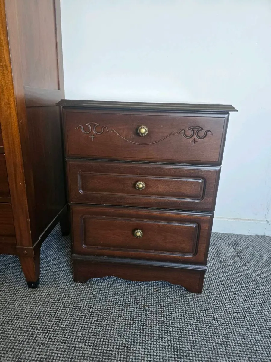 Stuff for sale - Image 1