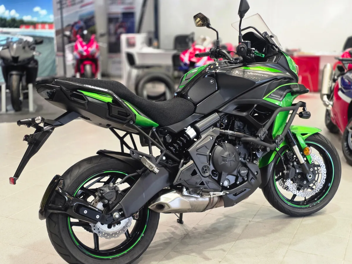 Kawasaki 650 Versys - Image 4