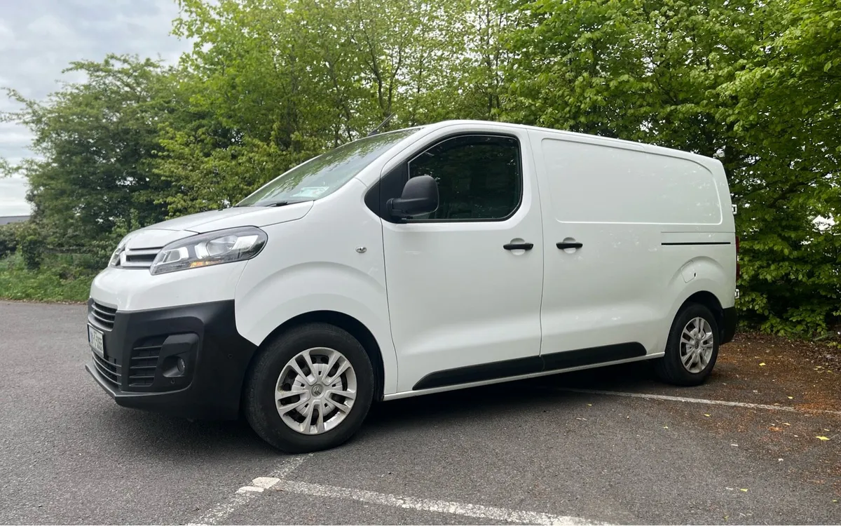 Citroen Dispatch MWB 1.5 HDI No Vat & Super Clean - Image 3