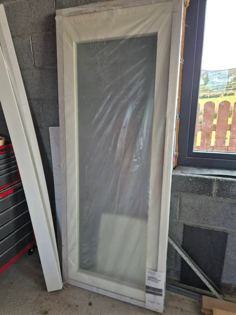 Deanta Clear Glass door NM6G Primed - Image 2