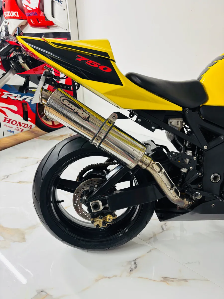 🔥Suzuki Gsxr 750 - Image 3