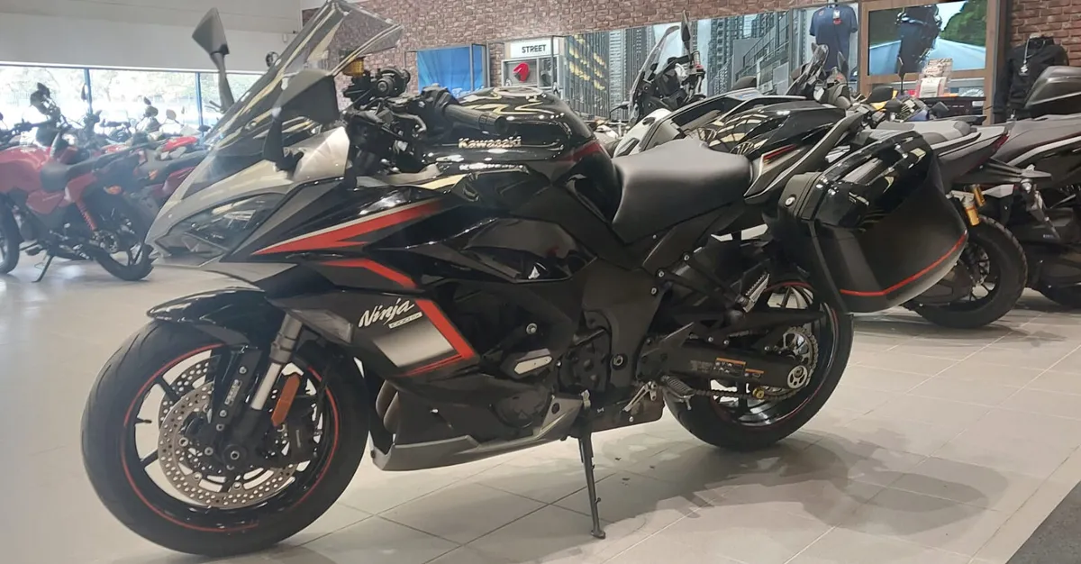 Kawasaki Z1000SX Ninja - Image 4