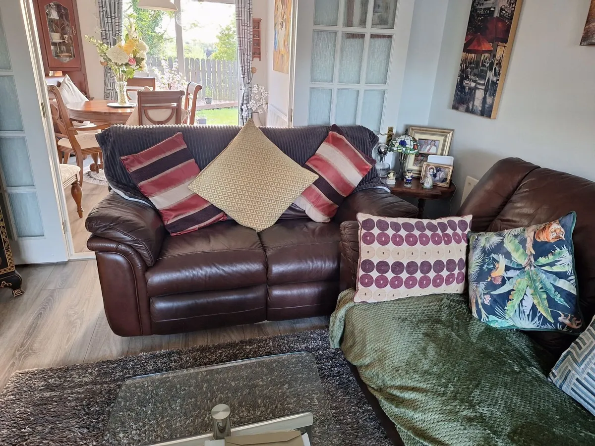 3 Seater & 2 Seater Leather Recliners Sofa's - Image 4