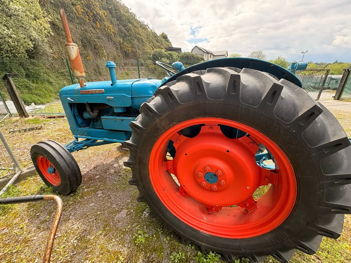 Classic Ford Major-era Tractor - Image 4