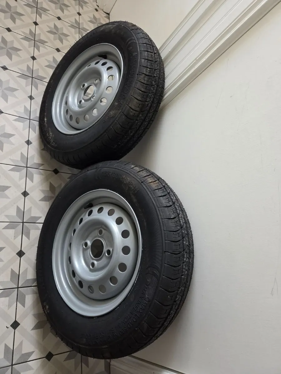 Wheels and tyres - Image 3