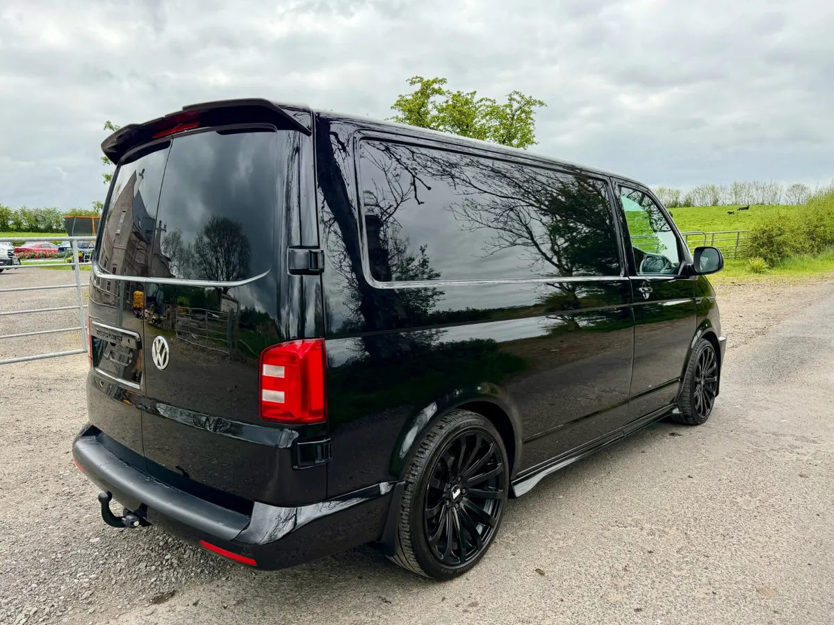 2018/182 Volkswagen Transporter T28 HighLine Auto - Image 3