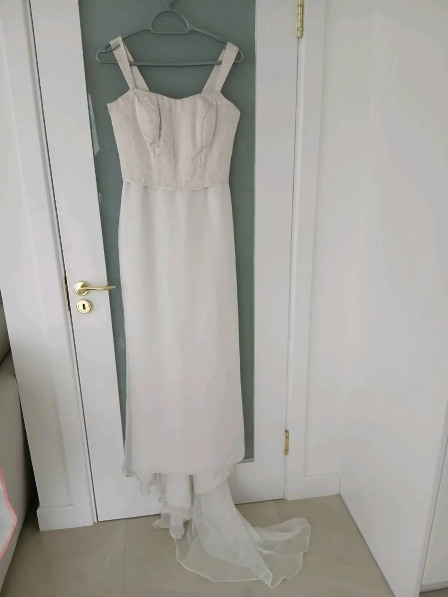 Wedding dress - Image 1