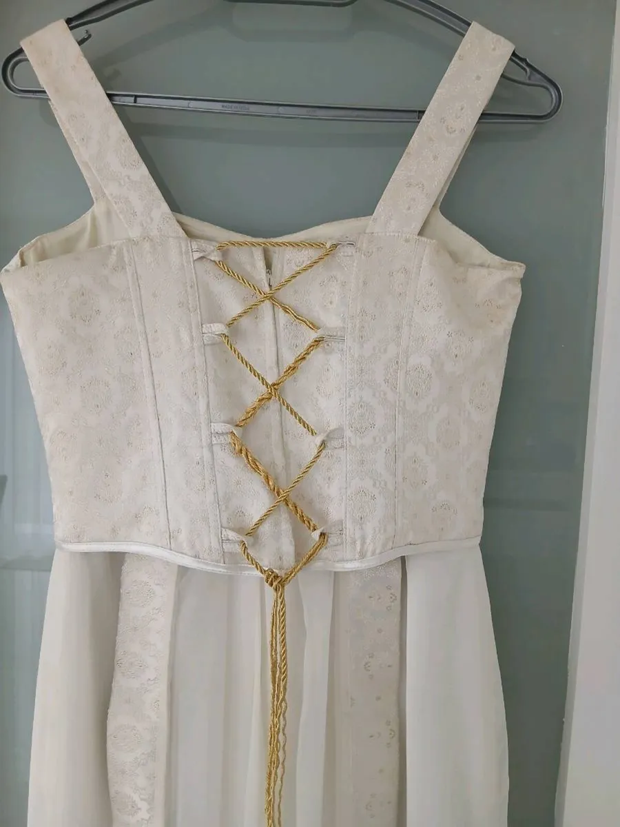 Wedding dress - Image 3