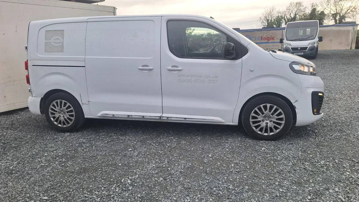2024 Vauxhall Vivaro For Dismantling - Image 3