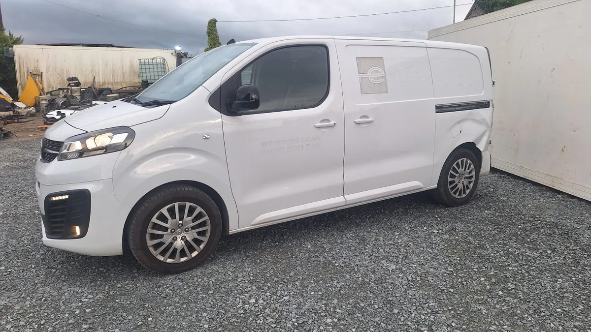 2024 Vauxhall Vivaro For Dismantling - Image 4