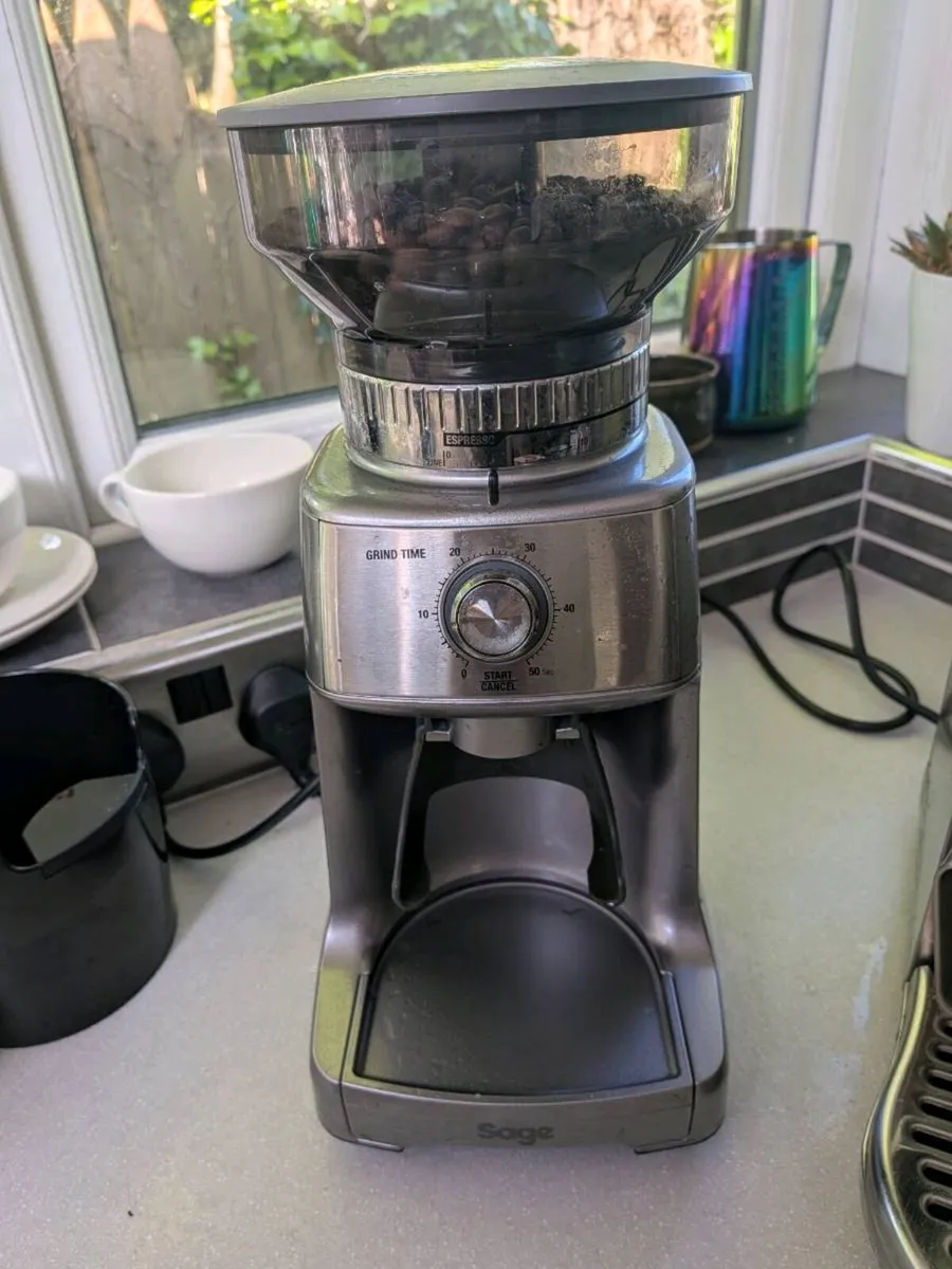 Coffee machine 250 and grinder 170 (Bambino+) - Image 3