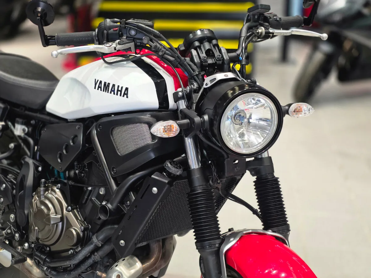 Yamaha XSR700 - Image 2