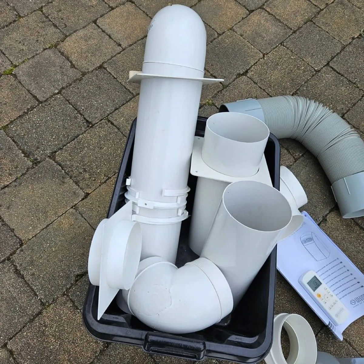 Air conditioner (portable) - Image 3